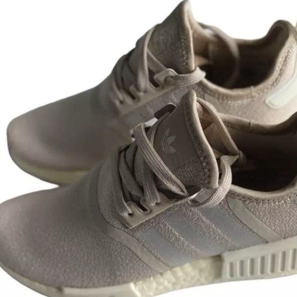 Adidas Women NMD_R1 Shoes - Picture 10 of 15